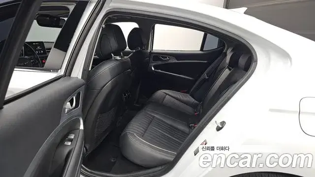 Genesis G70 2019 — Şəkil 11/20