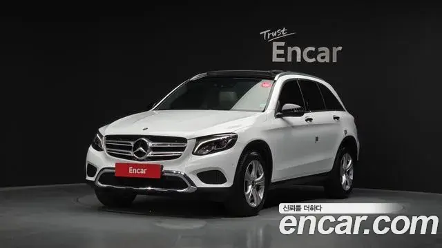 Mercedes-Benz GLC-Class 2018 — Şəkil 14/20