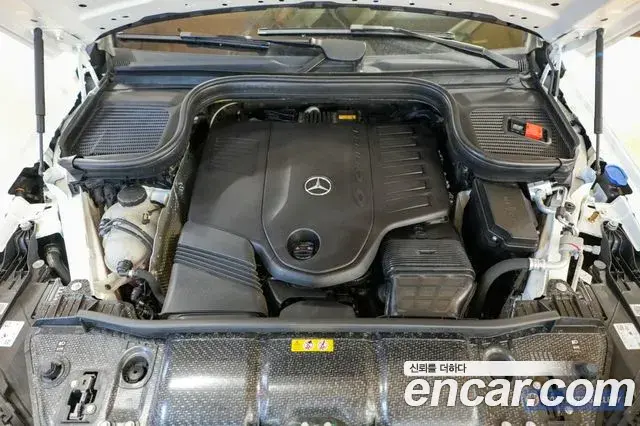 Mercedes-Benz GLE-Class 2025 — Photo 3/20