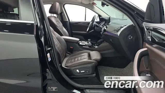 BMW X4 2021 — ფოტო 14/20