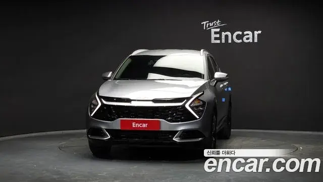 Kia Sportage 2023 — Şəkil 12/20