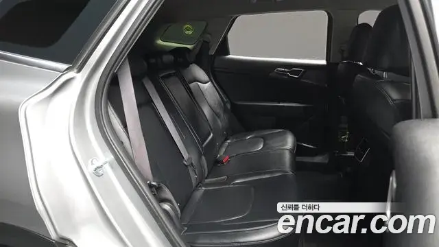 Kia Sportage 2023 — Şəkil 13/20