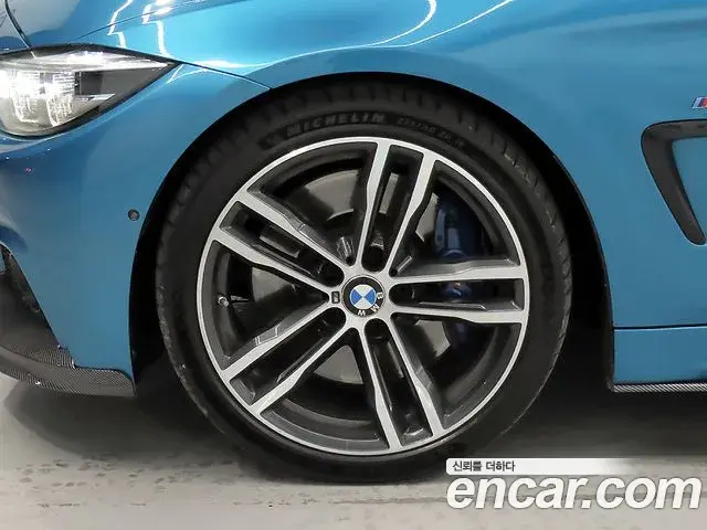 BMW 4 Series 2018 — Şəkil 11/20