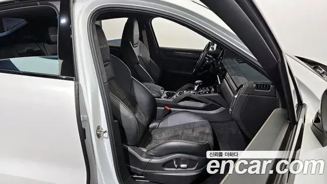 Porsche Cayenne 2023 — Şəkil 16/20