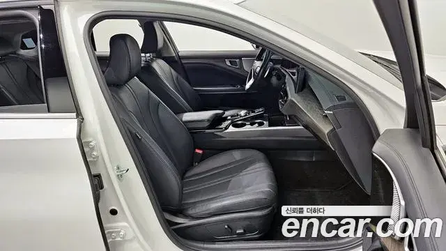 Kia K8 2022 — Şəkil 3/20