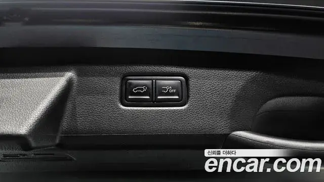 Kia Carnival 2023 — Фото 20/20