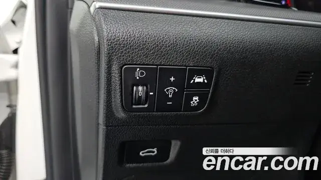 Kia K5 2021 — Фото 18/20