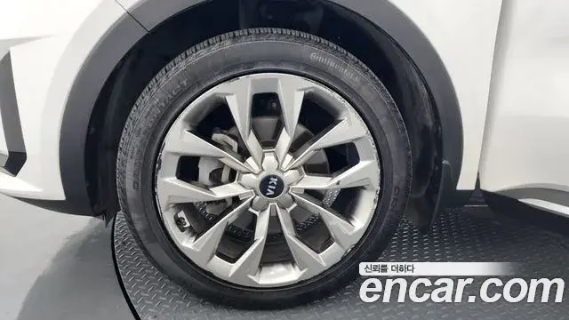 Kia Sorento 2021 — Photo 5/20