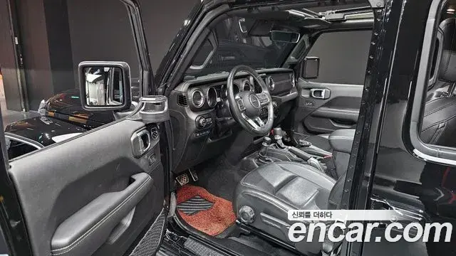 Jeep Wrangler 2022 — Фото 11/20