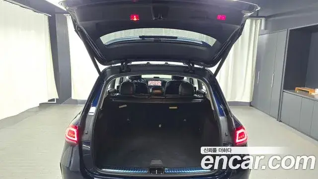 Mercedes-Benz GLE-Class 2019 — ფოტო 18/20
