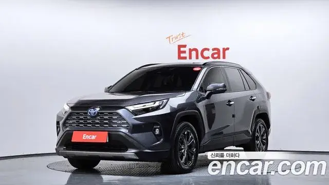 Toyota RAV4 2024 — Şəkil 18/20