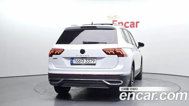 Volkswagen Tiguan Allspace 2023 — ფოტო 20/20