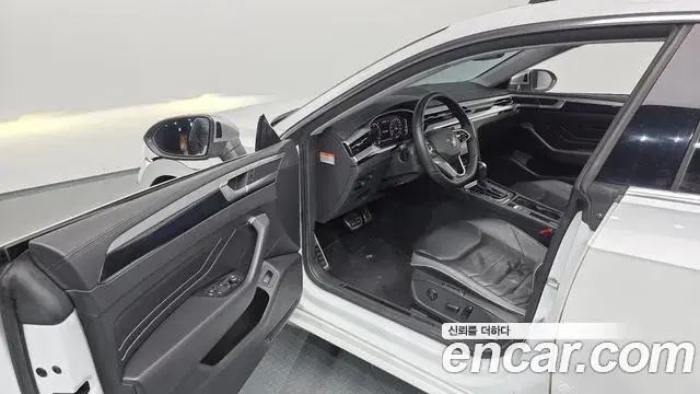 Volkswagen Arteon 2022 — ფოტო 9/18