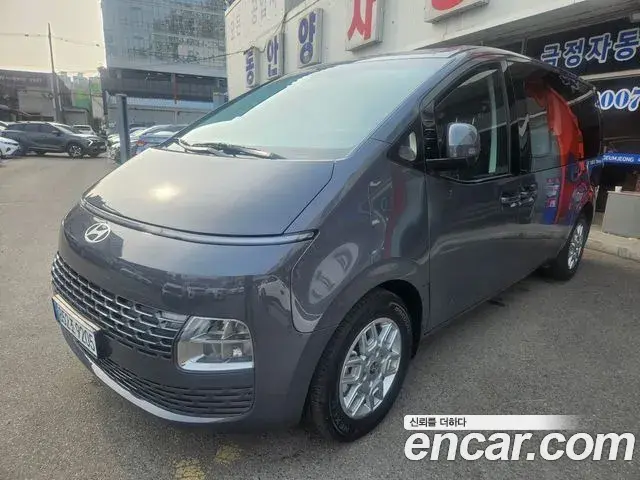 Hyundai Staria 2025 — ფოტო 2/17