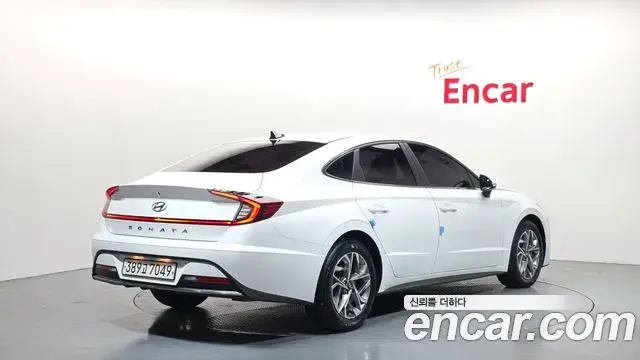 Hyundai Sonata Hybrid 2020 — Photo 17/20