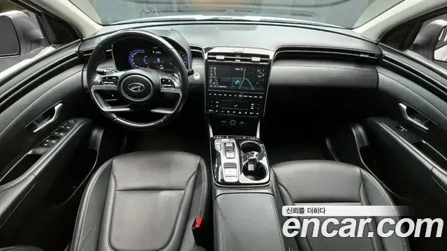 Hyundai Tucson Hybrid 2022 — Photo 9/20