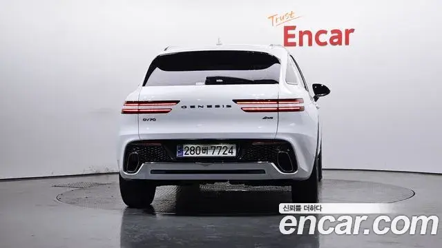 Genesis GV70 2021 — ფოტო 10/20