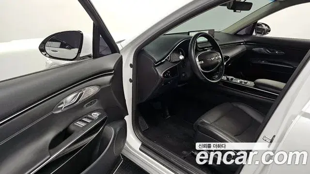 Genesis GV70 2021 — ფოტო 12/20
