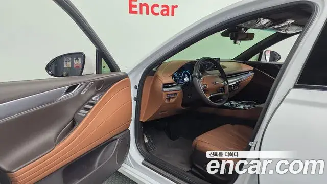 Genesis G80 2022 — Photo 9/20