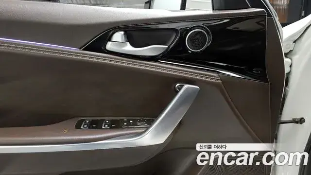 Kia Stinger 2018 — ფოტო 11/20