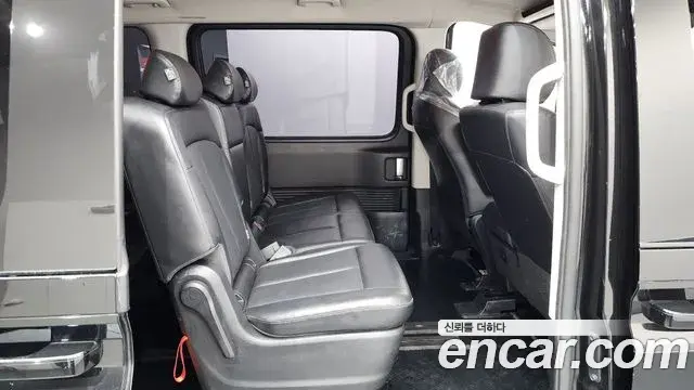 Hyundai Staria 2021 — Photo 10/20