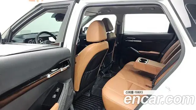Kia Seltos 2023 — Photo 30/33