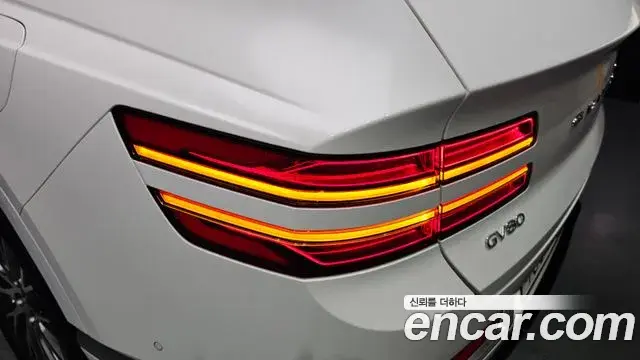 Genesis GV80 2020 — ფოტო 14/33