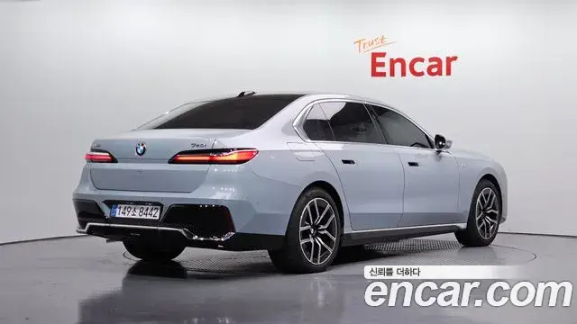 BMW 7 Series 2024 — ფოტო 2/20