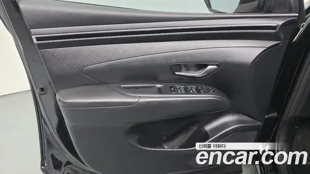 Hyundai Tucson Hybrid 2021 — Photo 25/30