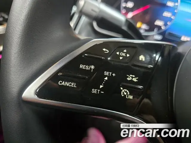 Mercedes-Benz S-Class 2025 — Фото 8/20