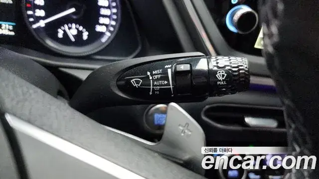 Hyundai Sonata Hybrid 2023 — Şəkil 28/36