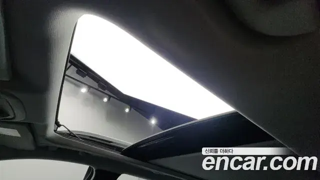 Jeep Cherokee 2021 — Şəkil 19/36