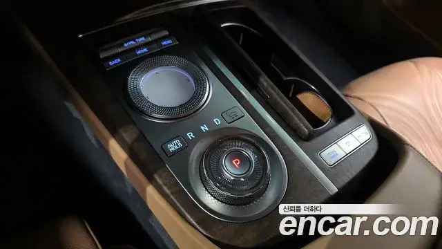 Genesis Electrified G80 2021 — Фото 9/20