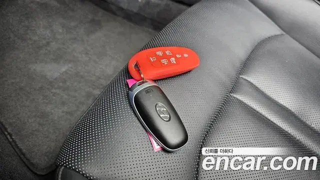 Hyundai Sonata Hybrid 2019 — ფოტო 17/30