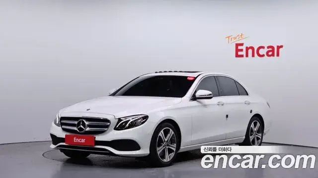 Mercedes-Benz E-Class 2018 — ფოტო 1/30