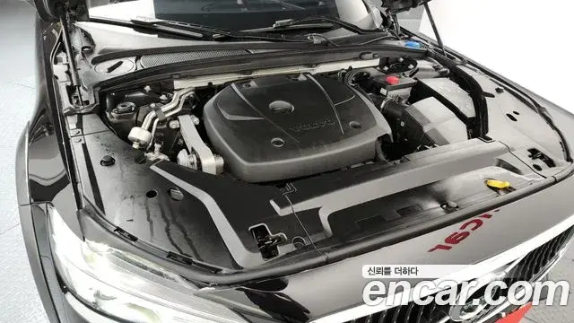 Volvo V90 Cross Country 2018 — Şəkil 17/32