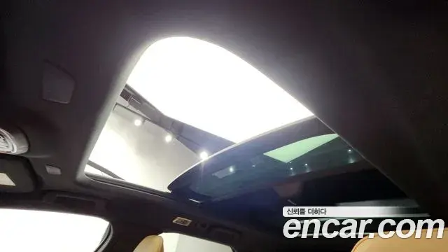 Volvo V90 Cross Country 2018 — Şəkil 29/32
