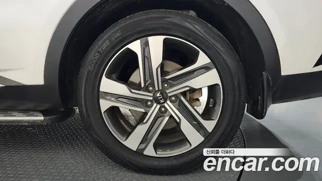 Kia Sorento 2021 — Şəkil 9/45