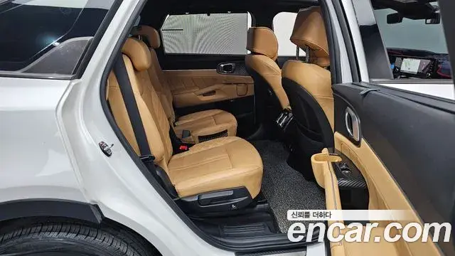 Kia Sorento 2021 — Şəkil 18/45