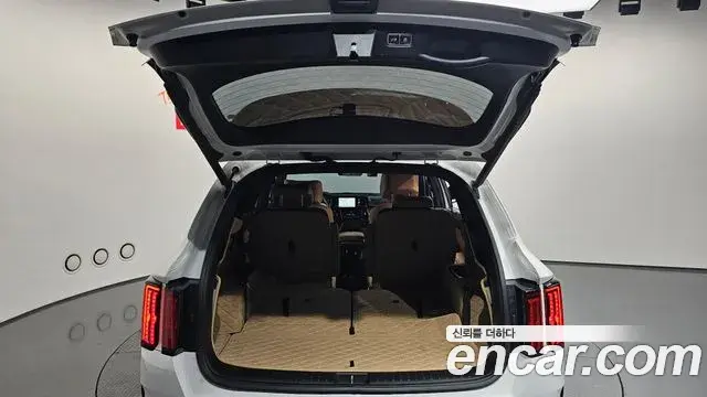 Kia Sorento 2021 — Şəkil 36/45