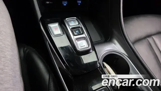 Hyundai Sonata 2021 — Фото 9/20