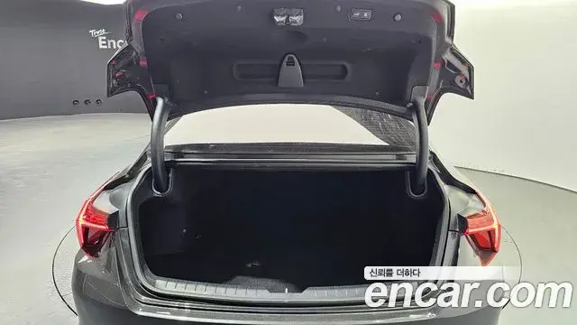 Kia K8 2022 — Photo 15/33