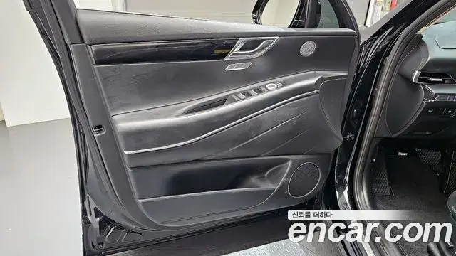 Genesis GV80 2020 — Şəkil 29/31
