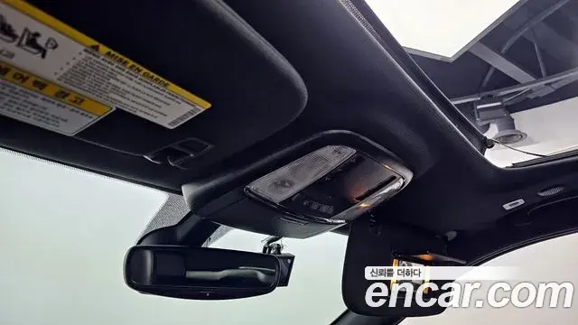 Jeep Grand Cherokee 2019 — Şəkil 21/34