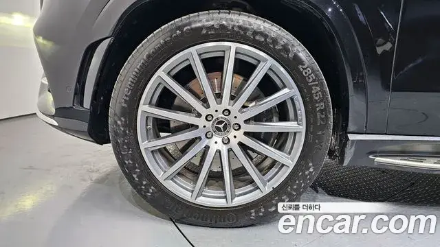 Mercedes-Benz GLS-Class 2020 — ფოტო 3/32