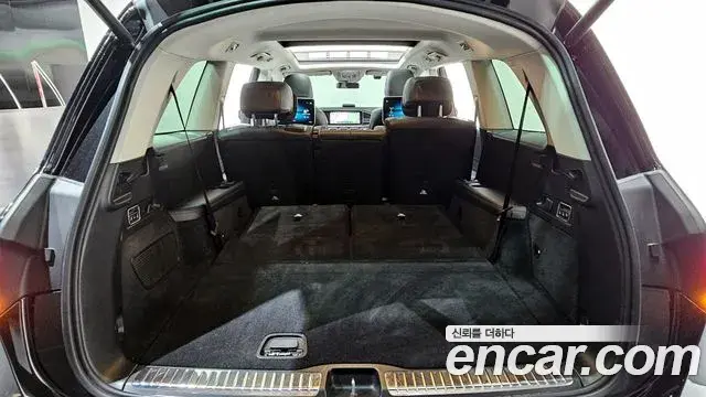 Mercedes-Benz GLS-Class 2020 — ფოტო 31/32
