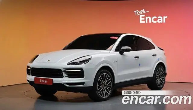 Porsche Cayenne 2021 — Photo 11/32