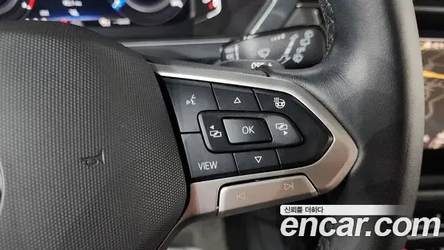 Volkswagen Tiguan 2023 — Şəkil 14/20