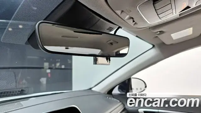 Hyundai Sonata Hybrid 2022 — ფოტო 18/31