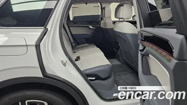 Volkswagen Touareg 2025 — Şəkil 3/23